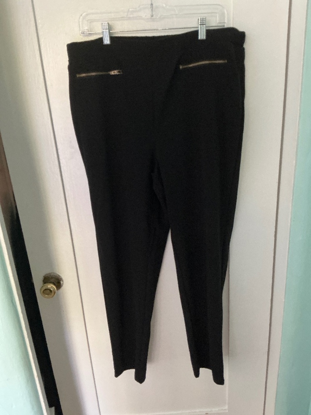 Women’s Black Pull-On Stretch Pants 2XL with Zip Pocket Detail